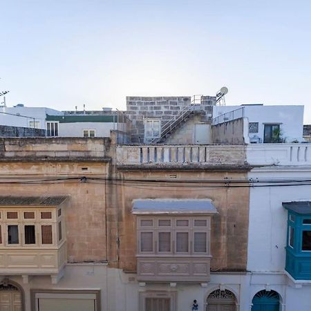Beautiful, Typical Maltese 4Br Home With Roof Top By 360 Estates Sliema Buitenkant foto