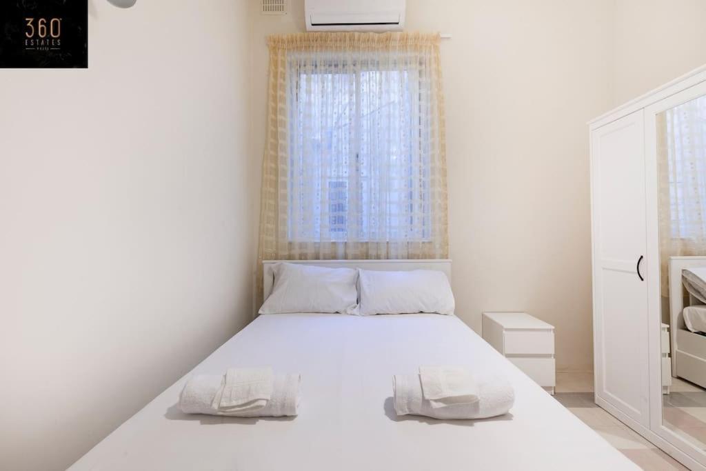 Beautiful, Typical Maltese 4Br Home With Roof Top By 360 Estates Sliema Buitenkant foto